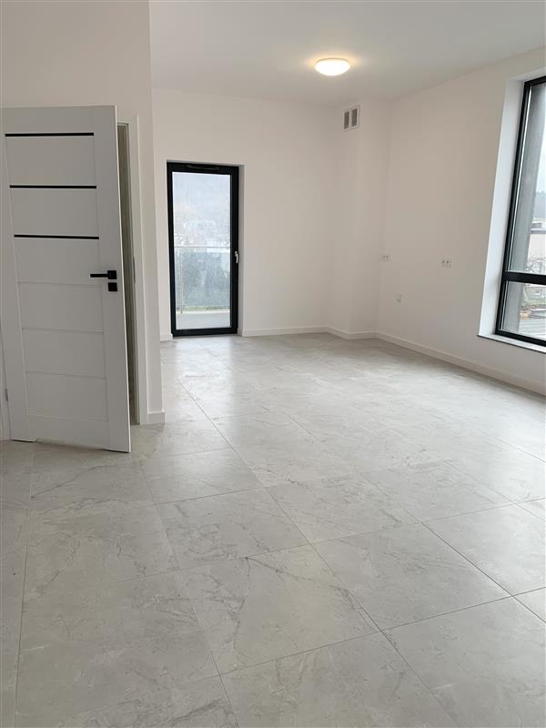 FO0 1 12181176 4 167