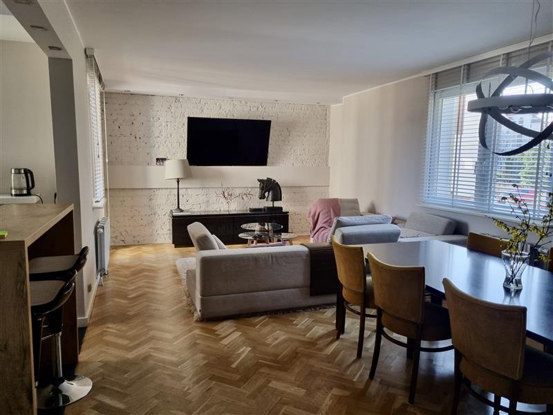 FO0 1 12395398 0 142