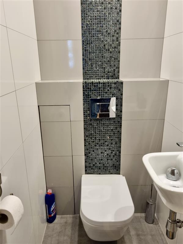 FO0 1 12395409 0 145