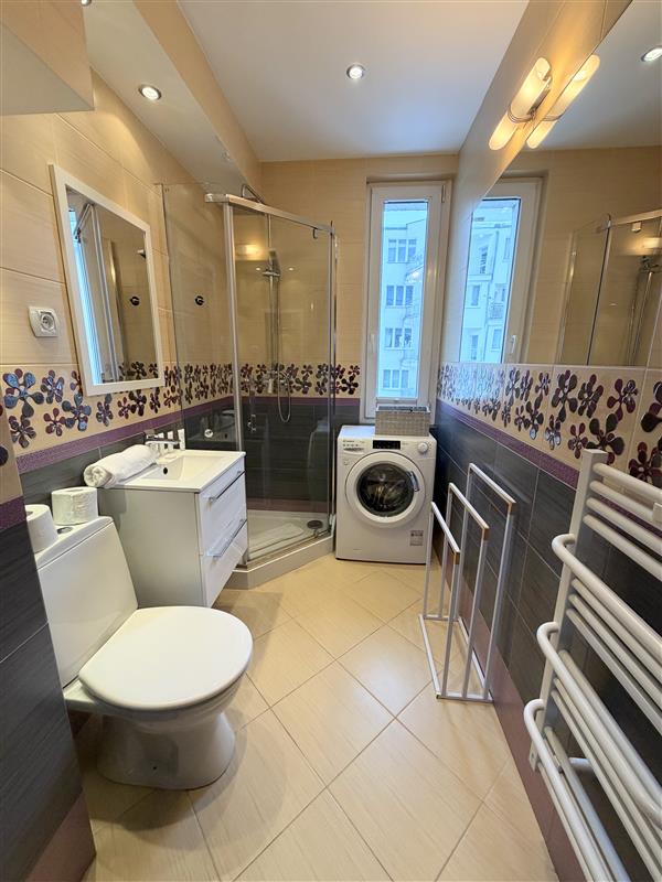 FO0 1 12397026 12 135