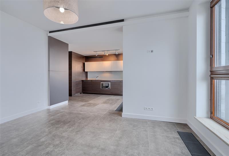 FO0 1 12397039 2 366