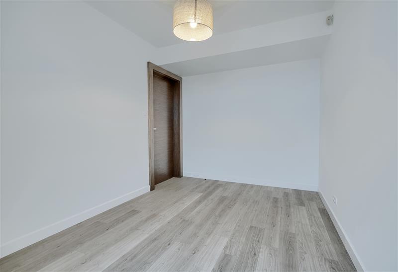 FO0 1 12397043 3 376