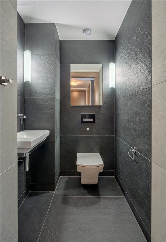 FO0 1 12397047 2 366