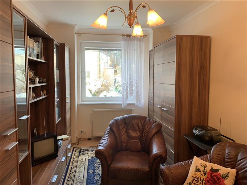 FO0 1 12397083 3 135