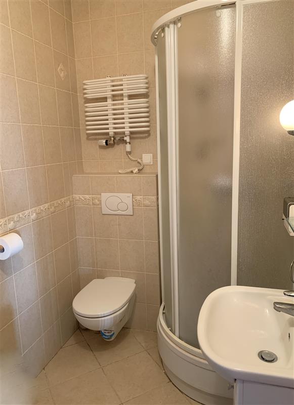 FO0 1 12397086 4 135