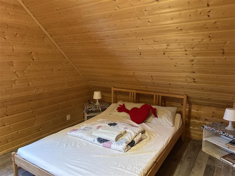 FO0 1 12397482 8 111