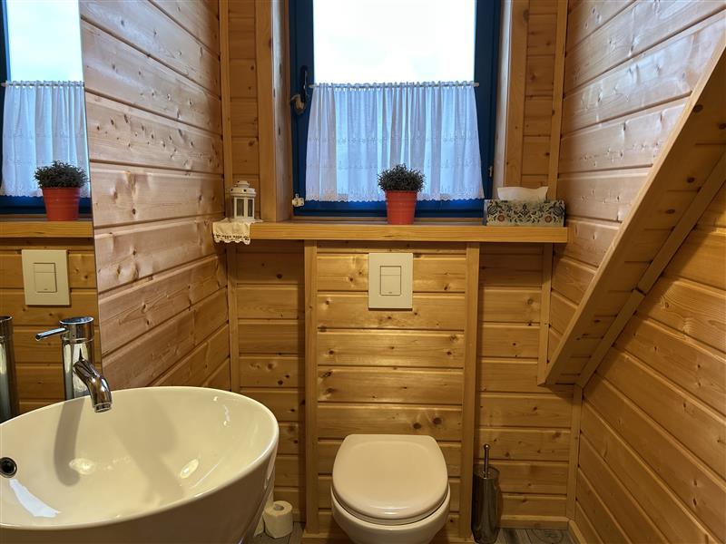 FO0 1 12397483 31 221