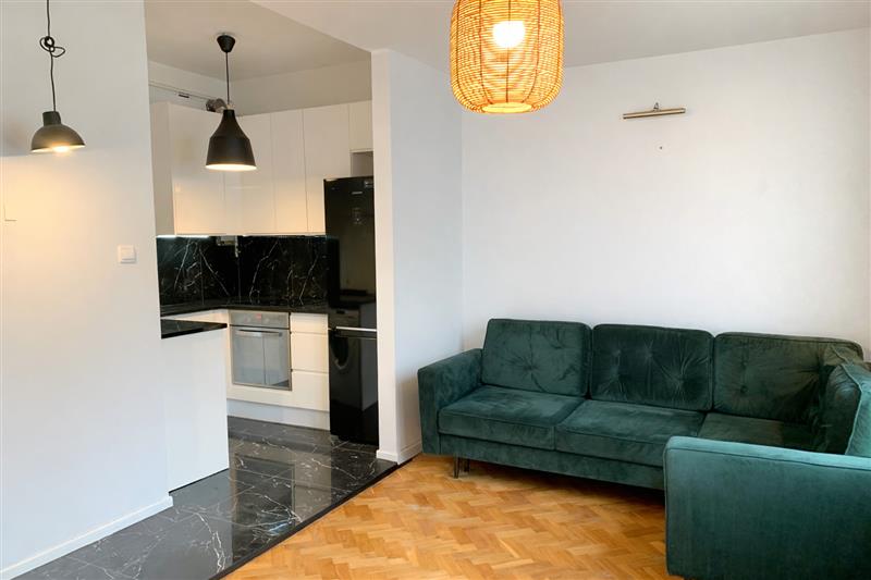 FO0 1 12402700 1 112