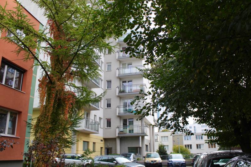 FO0 1 12403326 1 150