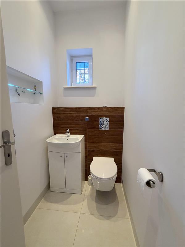 FO0 1 12405377 7 188