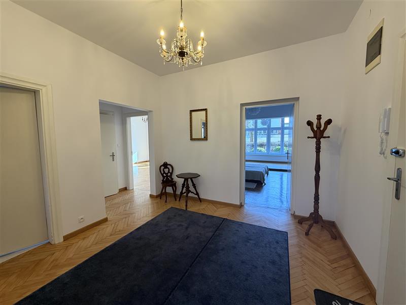 FO0 1 12405385 9 189