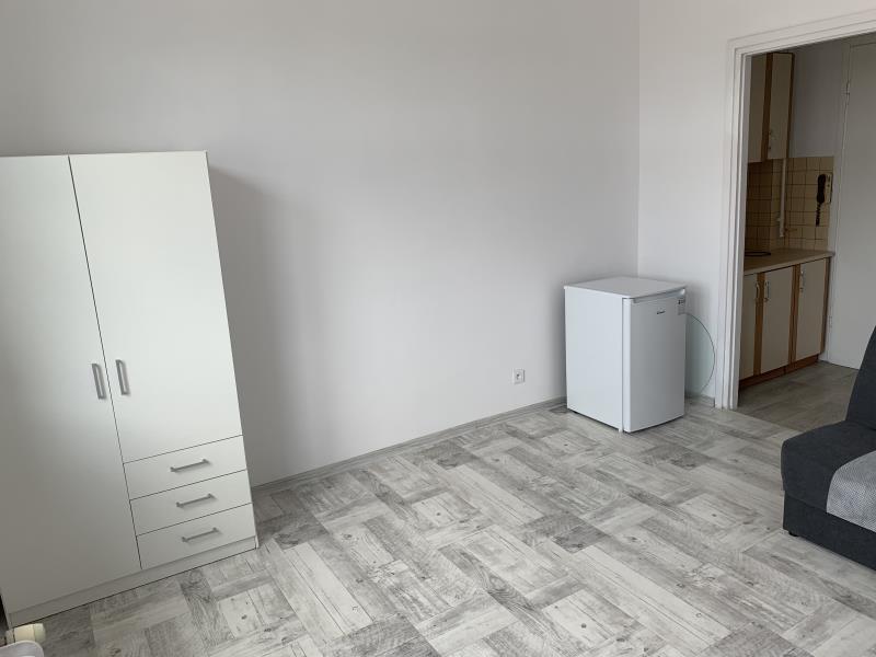 FO0 1 12446446 0 53