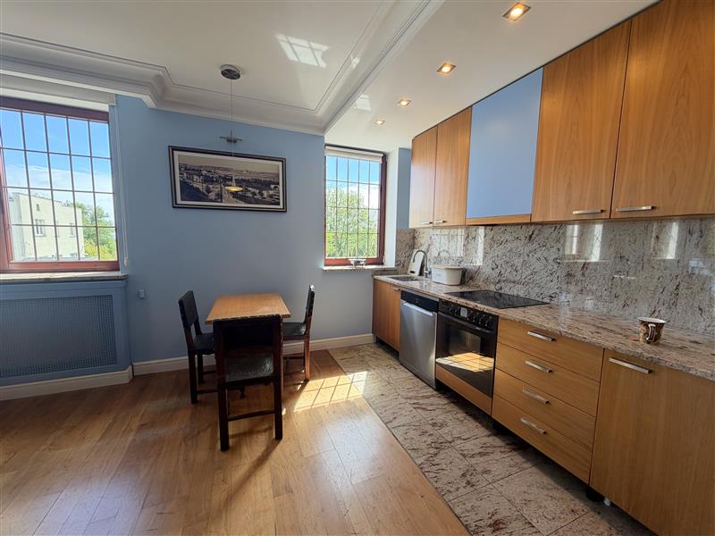 FO0 1 12456650 3 135