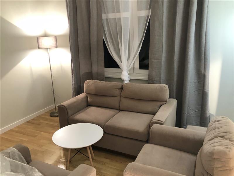 FO0 1 12482338 5 183