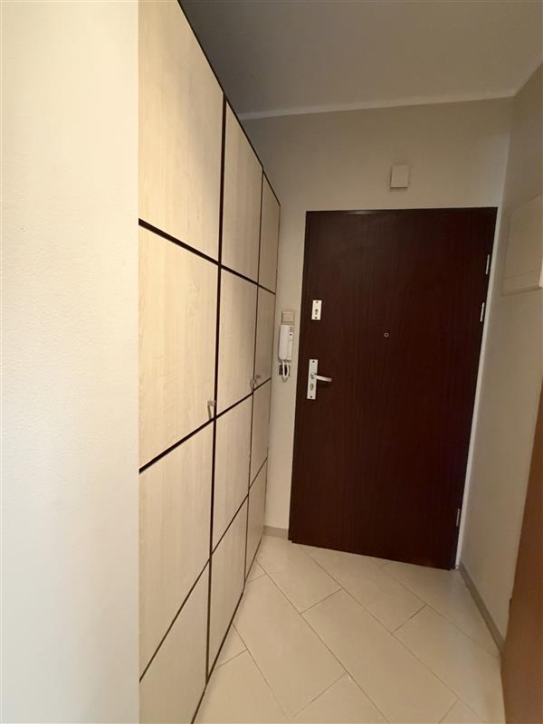 FO0 1 12515061 5 179